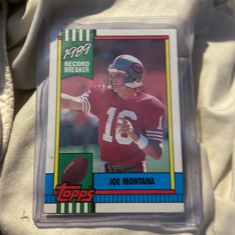 Topps joe montana card